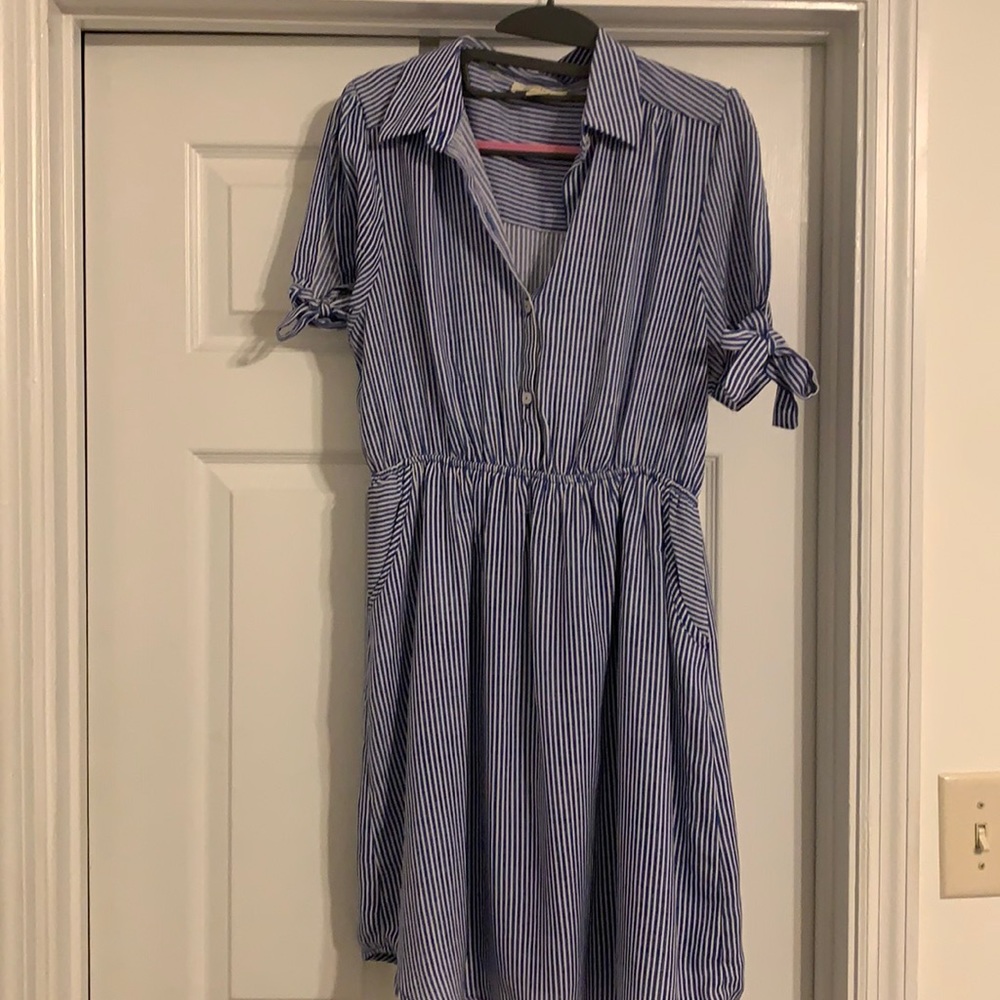 Blue and white striped dress with bow sleeves